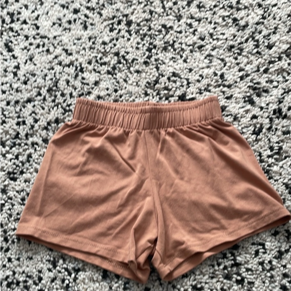 Jax & Lennon 3/4 Tan Shorts